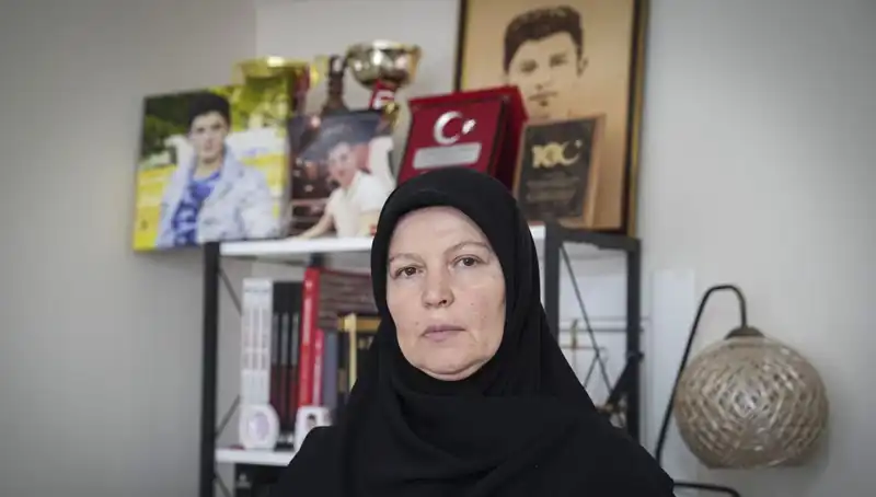 15 Temmuz'un Kahramanı: 16 Yaşındaki Mahir Ayabak'ın Annesinin 9 Yıllık Acısı