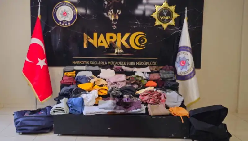 32 Kilogram Metamfetaminle Yakalanan Şüpheli, Uyuşturucu Çetesiyle Bağlantılı Olabilir