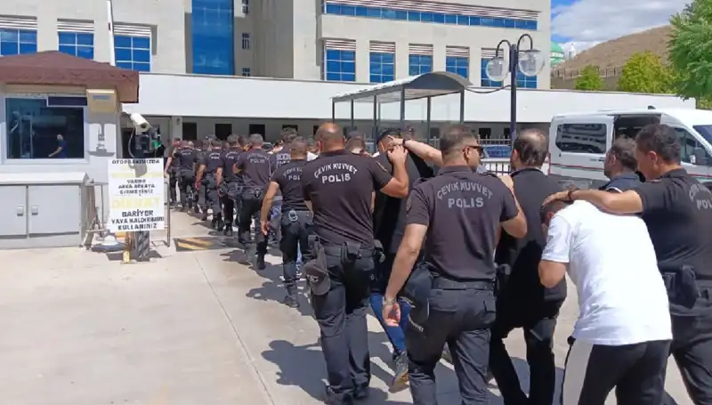 Ankara'da Haraç Çetesine Operasyon: Avukatların Rolü Şok Etti!