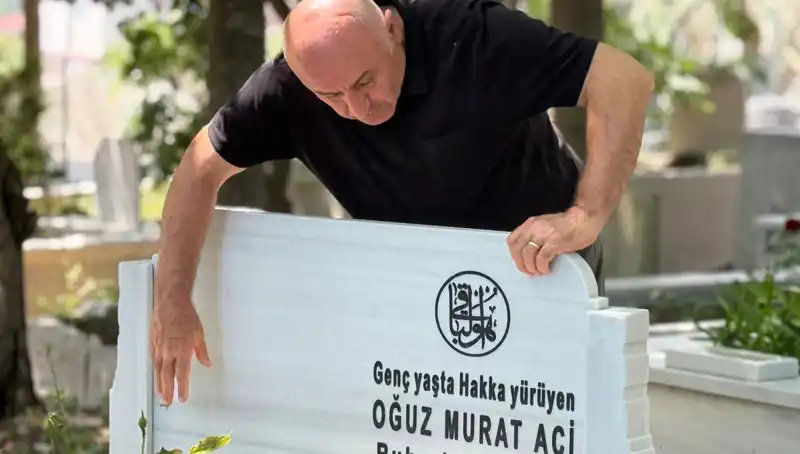 Aci Ailesinin Unutulmaz Babalar Günü: Kaybın Derin Acısı