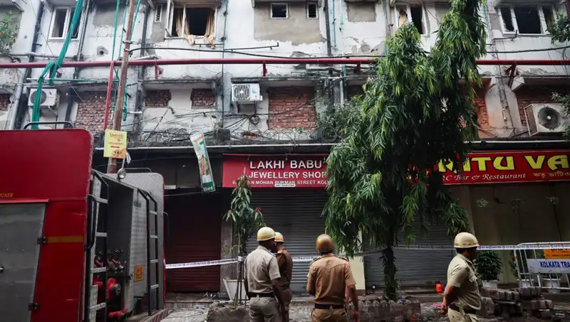 Hindistan'daki Otel Yangınında Kayıplar Artıyor: 15 Hayat Gitti