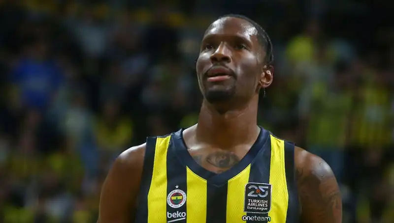 Nigel Hayes-Davis’in Yeni Takımıyla İlgili Şaşırtan Gelişmeler