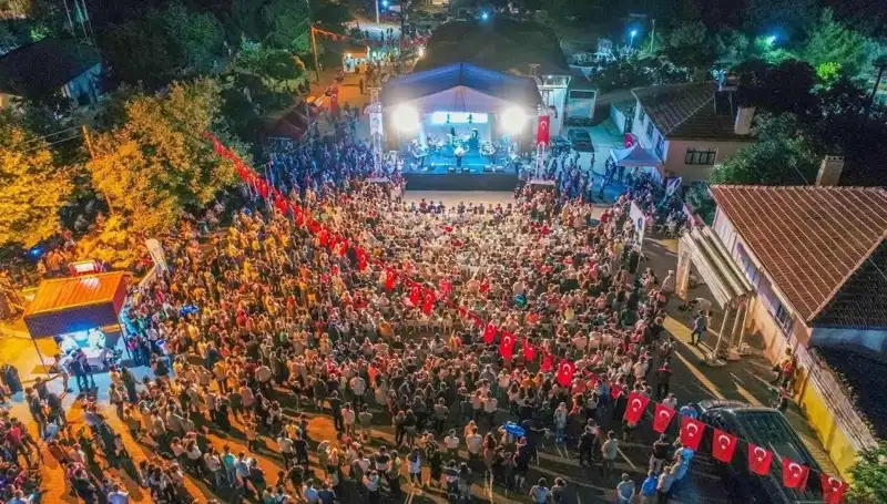 Leylek Şenliği 2023: Renkli Bir Doğa Festivali Neler Sunuyor?