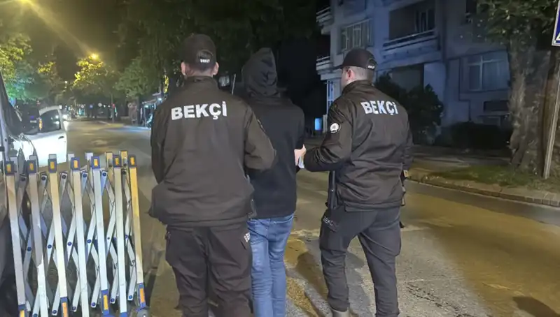 Edirne’de 4 Düzensiz Göçmen Operasyonu: Sınır Güvenliği Sağlanıyor