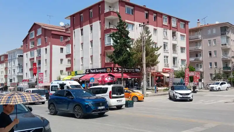 Taksi ile Otomobil Çarpıştı: Kazanın Ardından Yaşananlar ve Görgü Tanıkları
