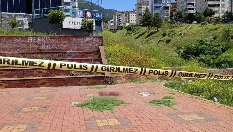 Kahramanmaraş'ta Bıçaklı Kavga: Sokaklarda Dehşet Anları