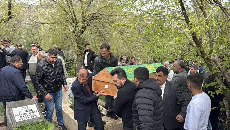 Karabük Trafik Kazası: Hayatını Kaybeden 4 Kişi Diyarbakır’da Sonsuzluğa Uğurlandı
