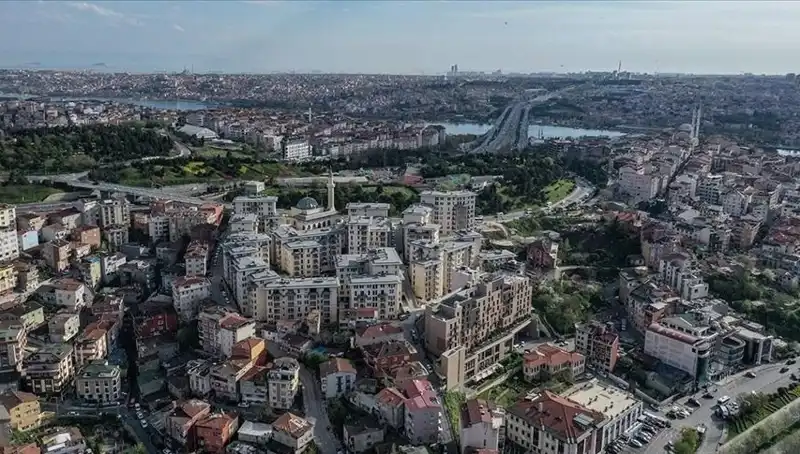 İstanbul'un Kentsel Dönüşüm Çıkmazı: Geleceği Tehdit Eden Sorunlar ve Çözüm Önerileri