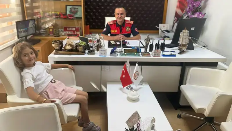 Dört Kollarıyla Yangını Önleyen 5 Yaşındaki Aslı'nın Kahramanlığı