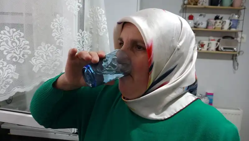 30 Yıldır Nisan Yağmurlarını Şifa Niyetine İçen Kadın Ne Dedi?