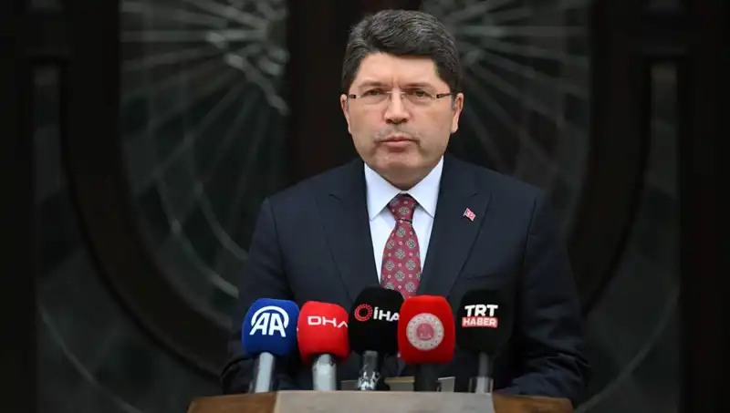 İmralı Heyeti ve Adalet Bakanı Tunç, Kritik Görüşmeye Hazırlanıyor