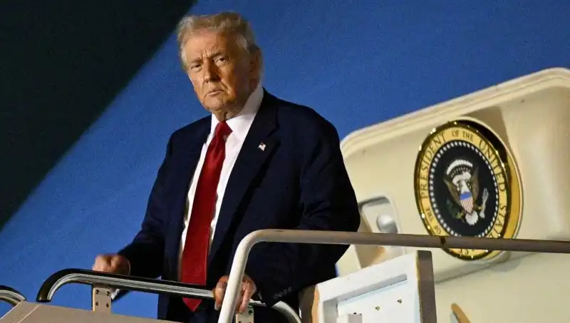 ABD Başkanı Trump, Lahey'deki NATO Zirvesi'nde Dünya Liderleriyle Buluşacak