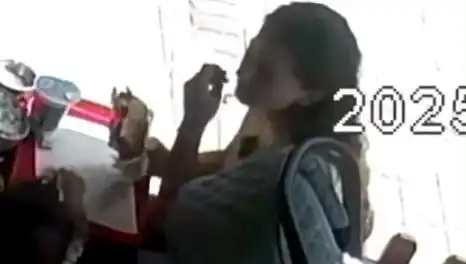 Saçını Tostun İçine Koyan Kadının Şoke Eden Gerekçesi!