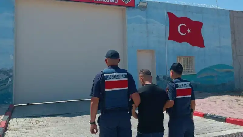 Afyon'da Suç Şebekesi Çökertildi: 9 Gözaltı!