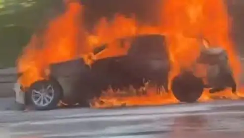 15 Temmuz Şehitler Köprüsü'nde İkizi Korkutan Araç Yangını!
